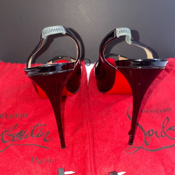 Christian Louboutin patent leather heels - Picture 3 of 14